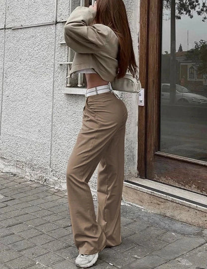 A Vintage Style Pants with Delicate Timeless Details