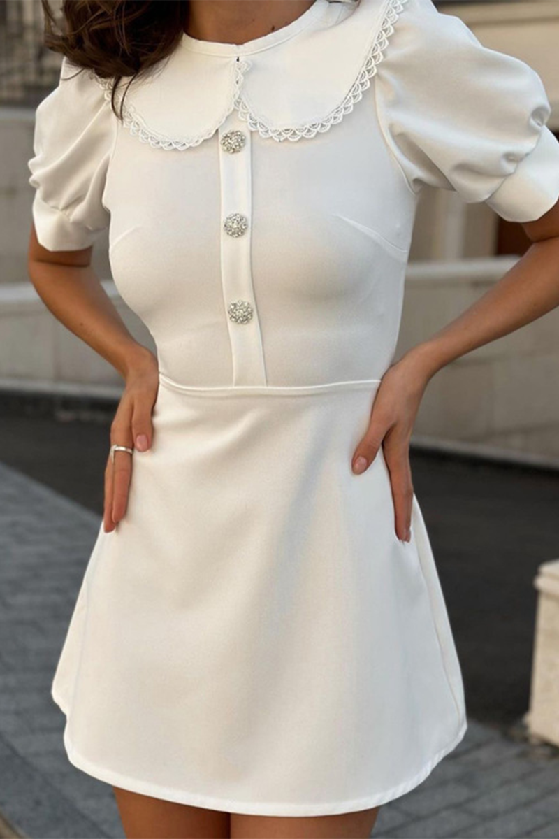 Gracefully Styled Dress for Any Occasion