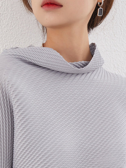 Well Tailored T-Shirt with a Graceful Silhouette
