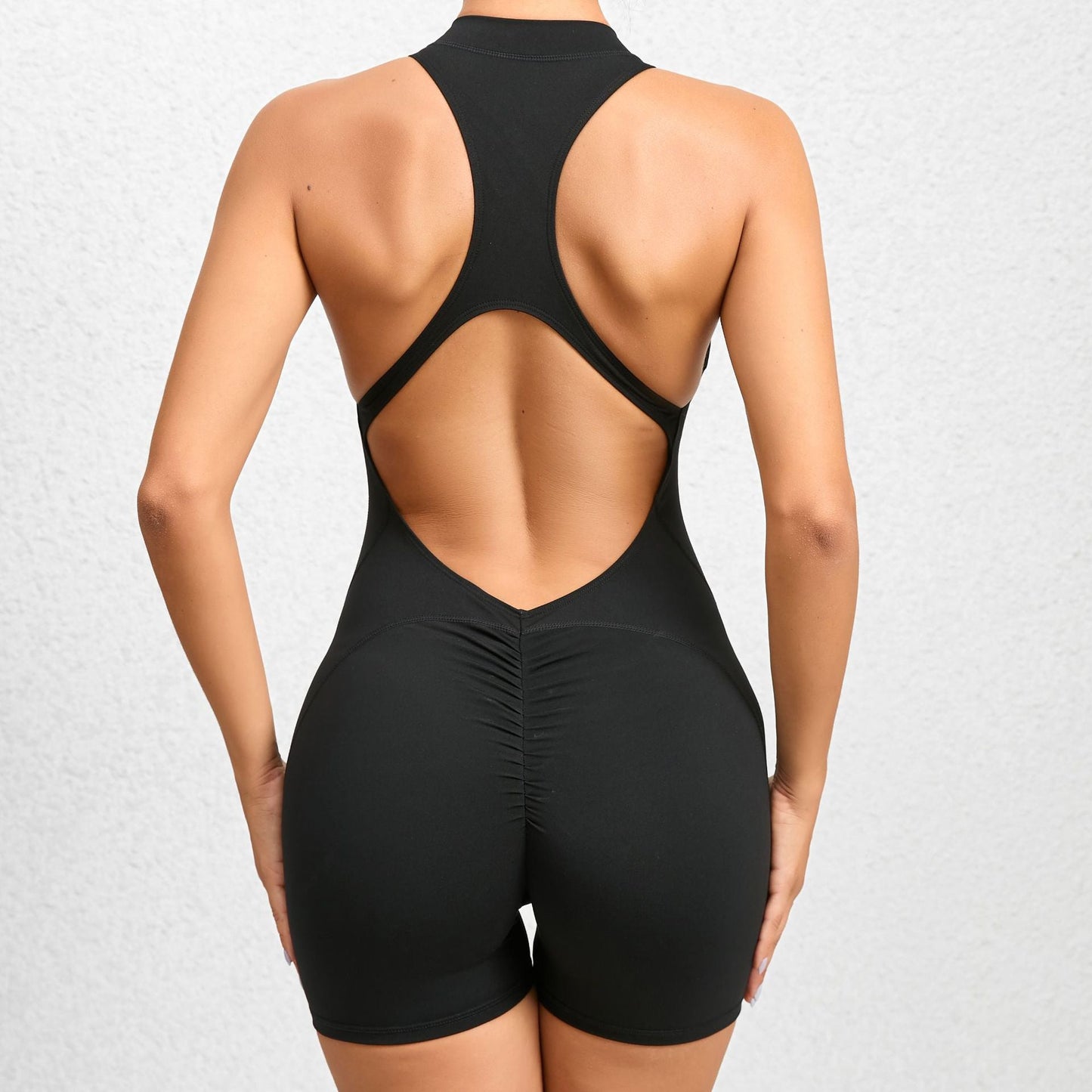 Well Tailored Pants with a Graceful Silhouette