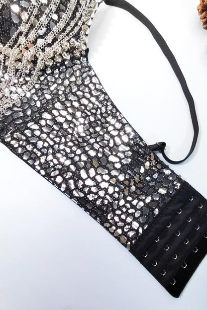 Beautifully Finished Top in a Timeless Design