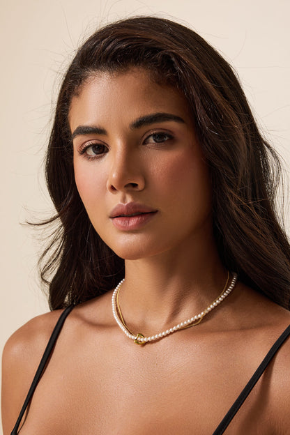 Sophisticated Garment with a Clean Classic Look