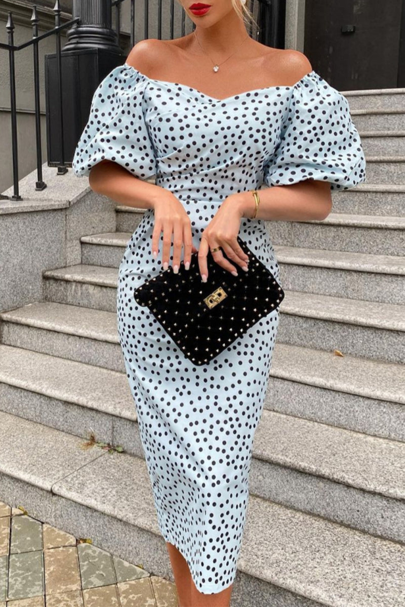 Well Tailored Dress with a Graceful Silhouette