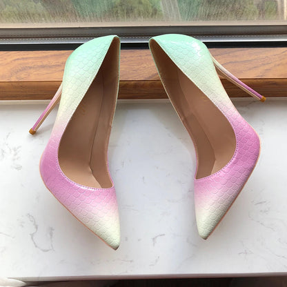 Effortlessly Elegant Shoes with a Timeless Design