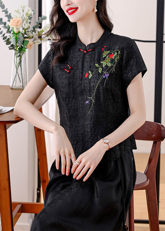 A Vintage Style Blouse with Delicate Timeless Details