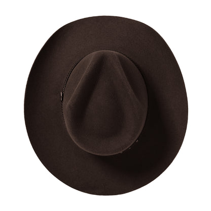 Beautifully Finished Garment in a Timeless Design