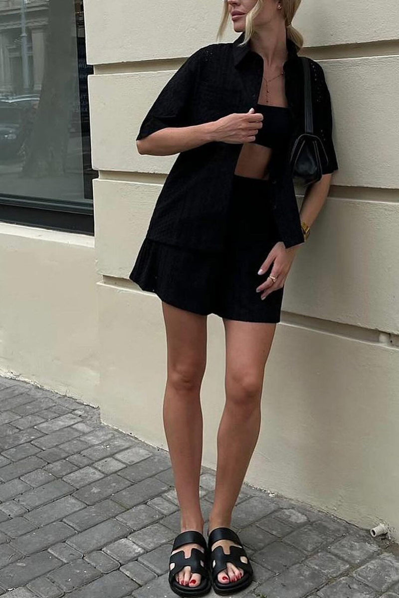 Classic Vintage Shirt with a Flattering Fit