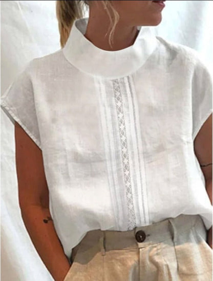 Effortlessly Elegant Blouse with a Timeless Design