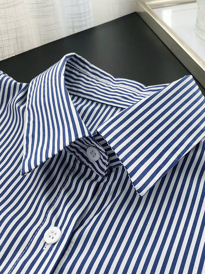 Well Tailored Blouse with a Graceful Silhouette