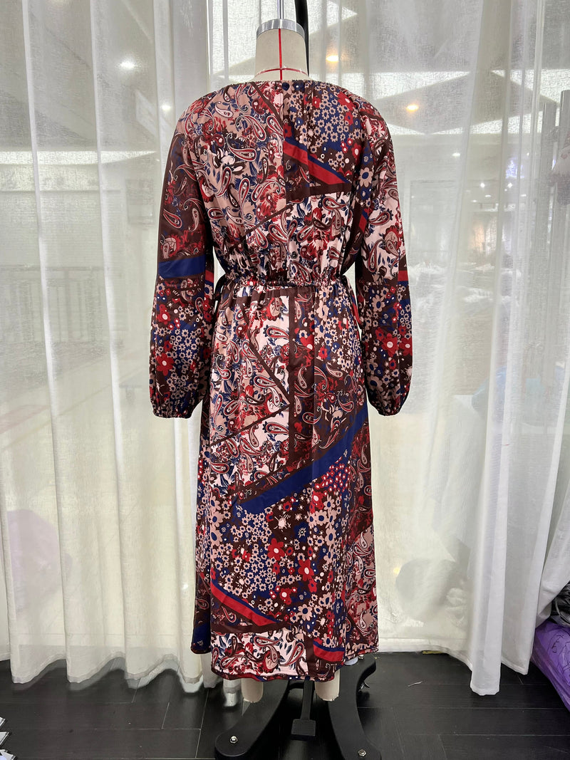 Classic Vintage & Enduringly Stylish Dress