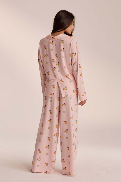 Polished Garment with an Effortless Classic Look