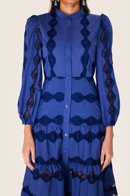 Sophisticated Dress with a Clean Classic Look