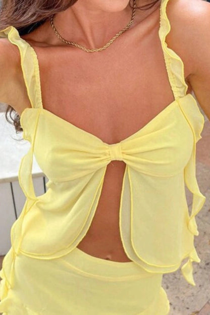 Effortlessly Elegant Garment with a Timeless Design