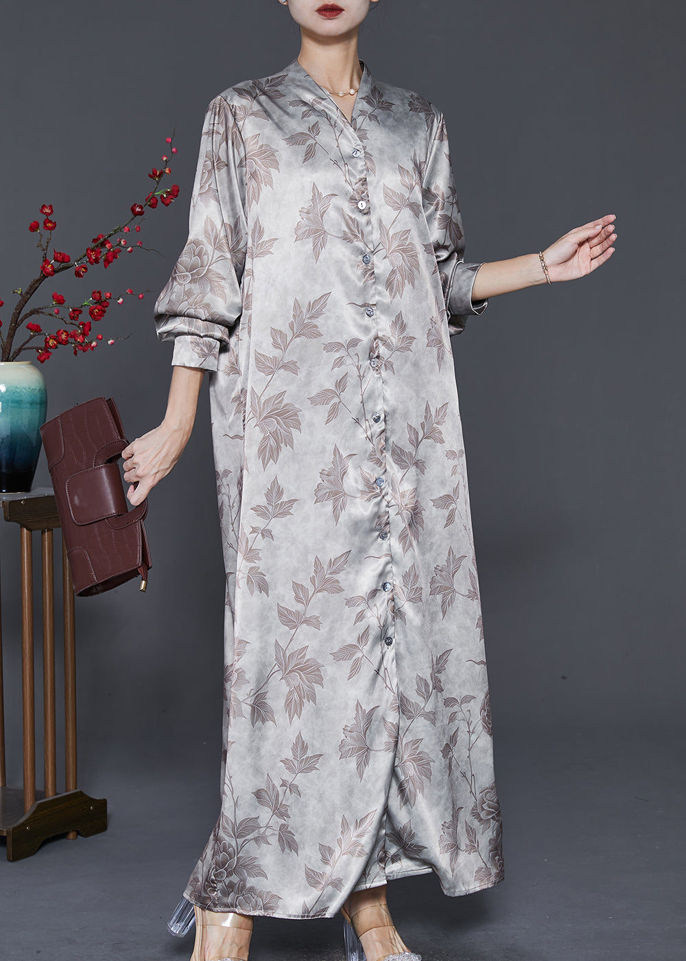 Classic Vintage Dress with a Flattering Fit
