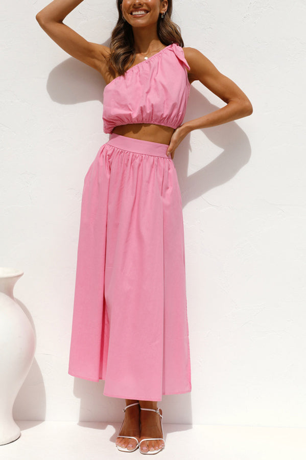 Beautifully Finished Garment in a Timeless Design