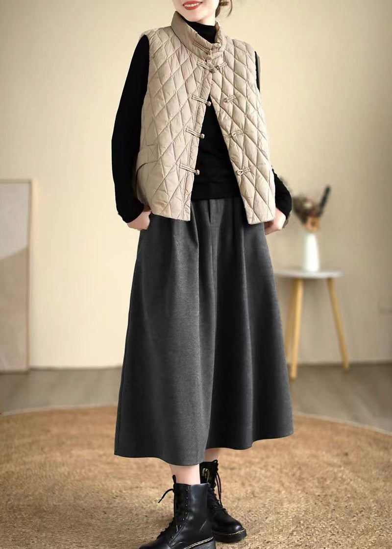 Effortlessly Elegant Garment with a Timeless Design