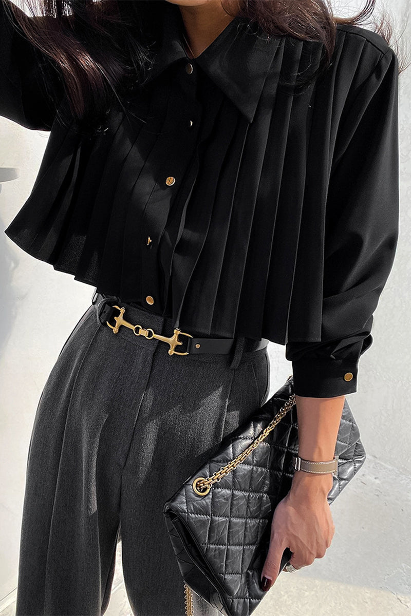 Classic Vintage Blouse with a Flattering Fit