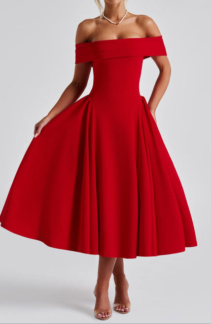 Classic Vintage & Enduringly Stylish Dress