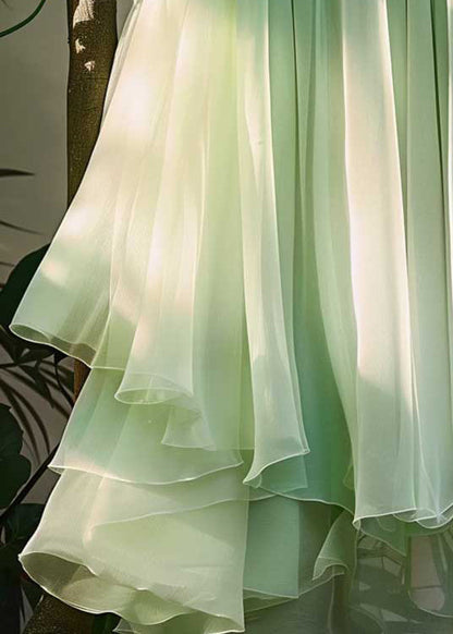 Well Tailored Garment with a Graceful Silhouette