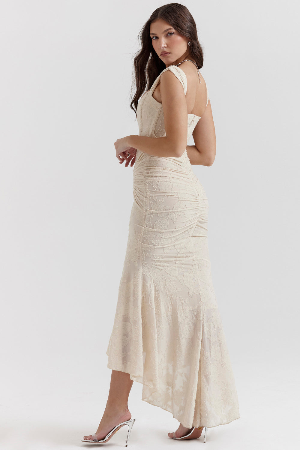Gracefully Styled Dress for Any Occasion