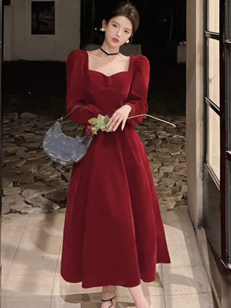 Polished Dress with an Effortless Classic Look