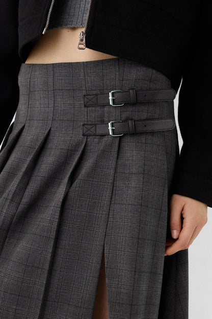 Beautifully Finished Garment in a Timeless Design