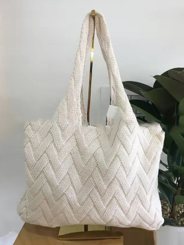 Beautifully Balanced Bag with Timeless Character