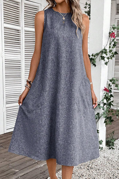 Well Tailored Dress with a Graceful Silhouette