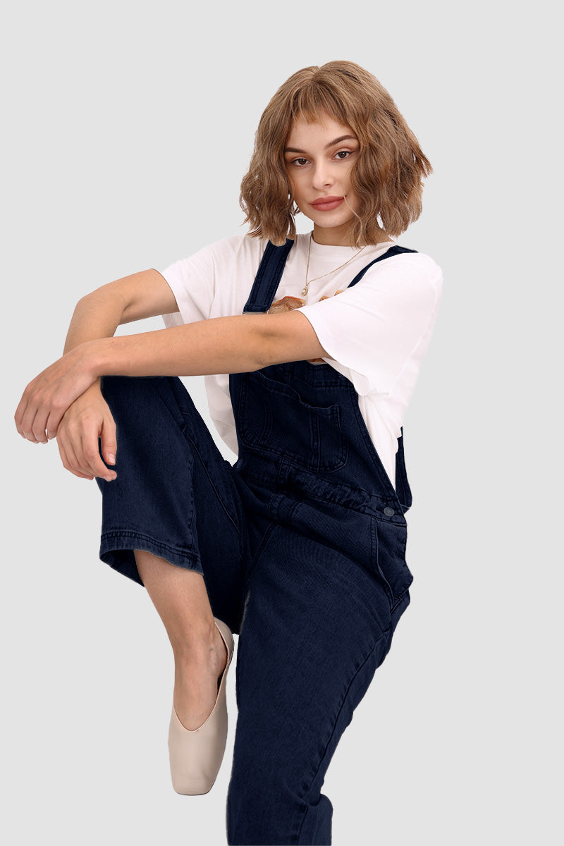 Well Tailored Garment with a Graceful Silhouette