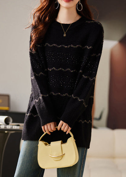 Classic Vintage Sweater with a Flattering Fit