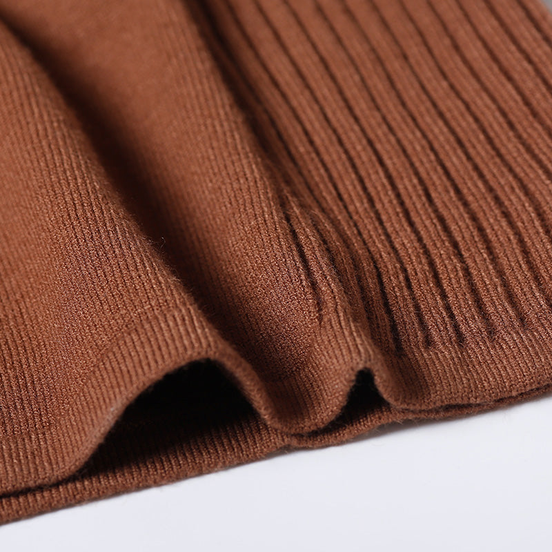 Classic Vintage Sweater with a Flattering Fit