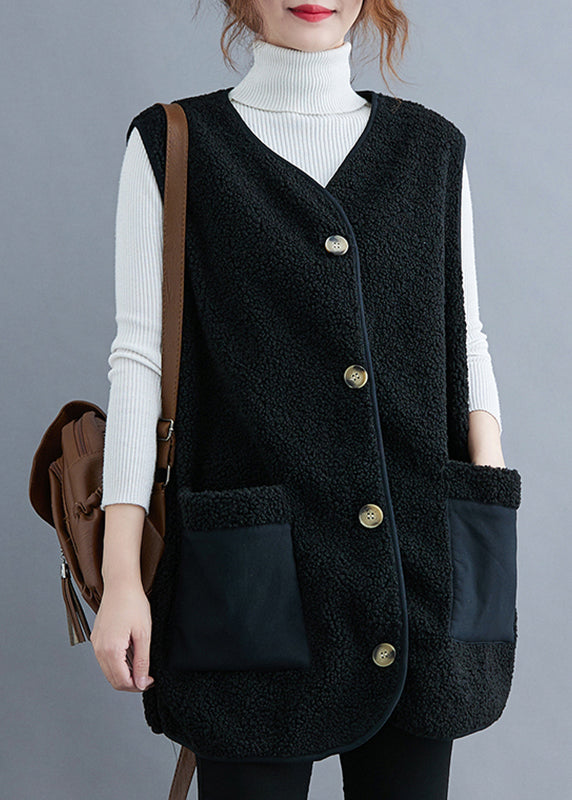 Well Tailored Coat with a Graceful Silhouette