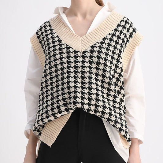 Beautifully Finished Coat in a Timeless Design