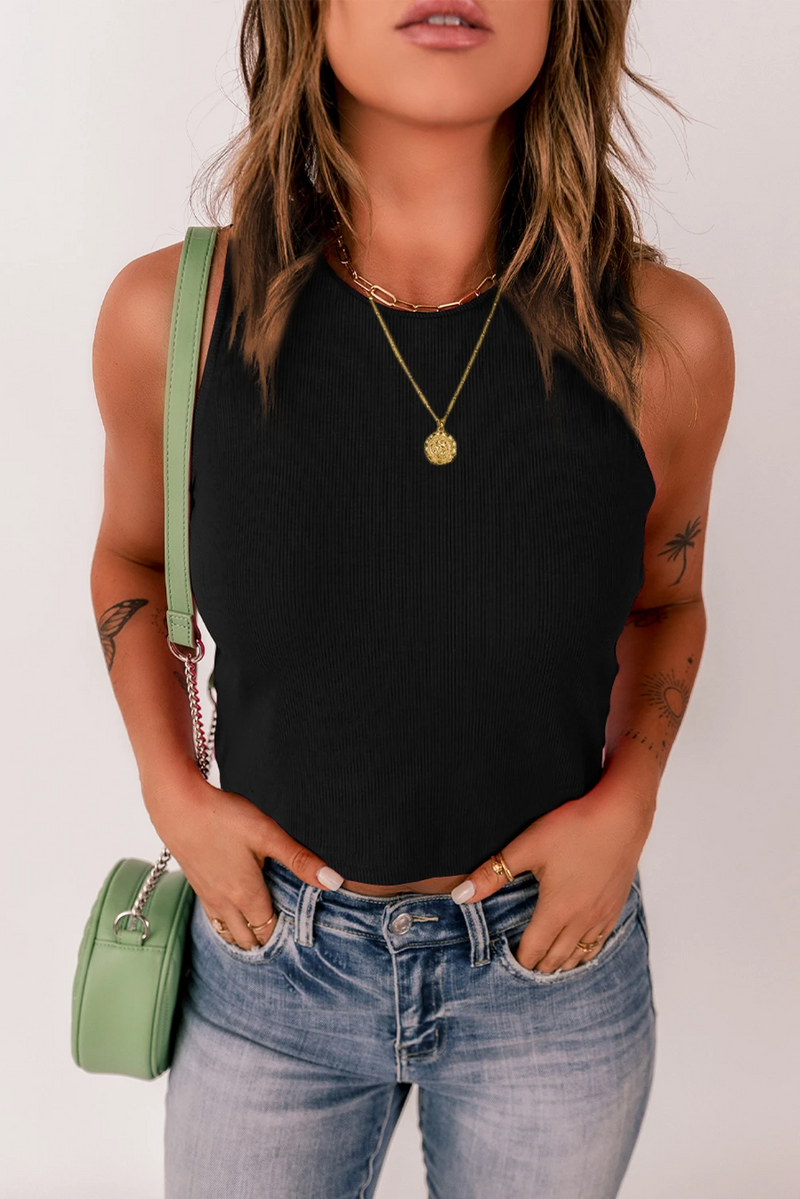 Well Tailored Top with a Graceful Silhouette