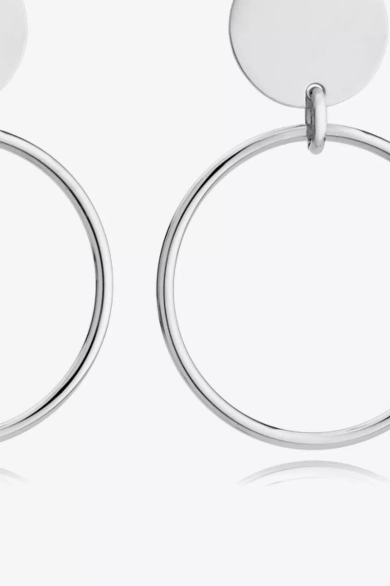 Effortlessly Elegant Garment with a Timeless Design