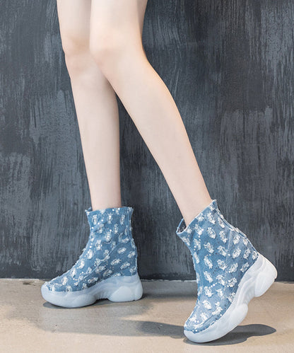 Beautifully Finished Heels in a Timeless Design