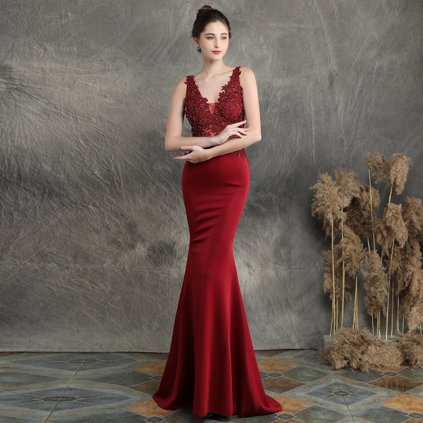 Beautifully Crafted Dress in a Classic Style