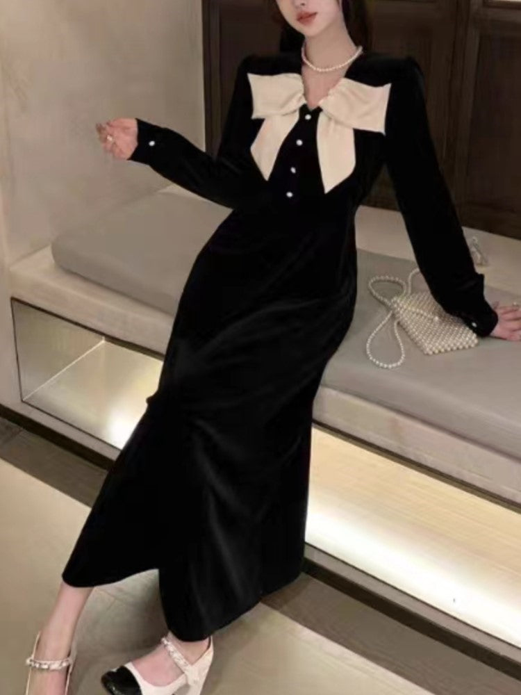 Classic Vintage & Enduringly Stylish Dress