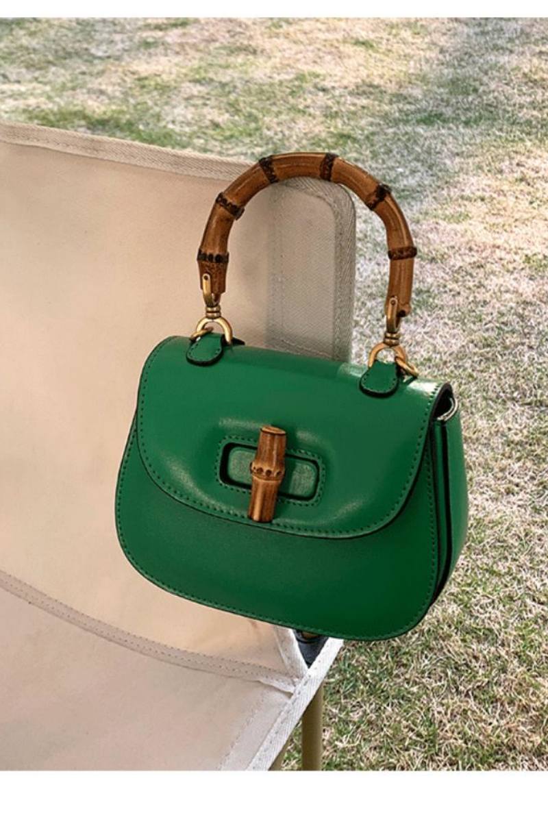 Classic Vintage Bag with a Flattering Fit