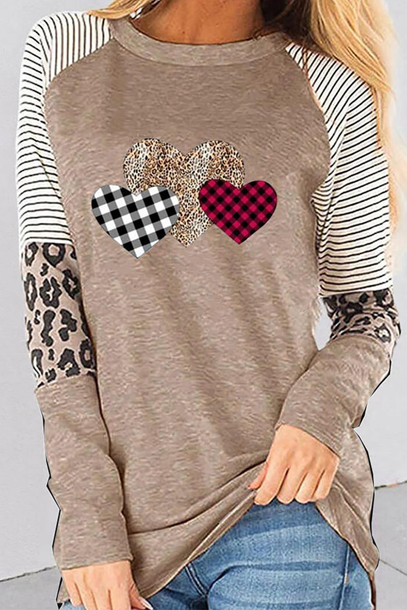 Polished Top with an Effortless Classic Look