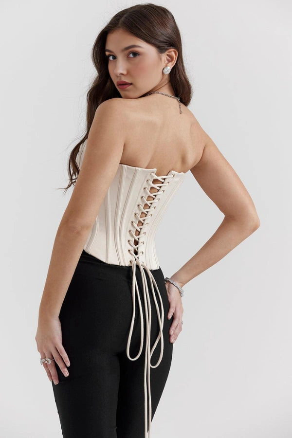 Well Tailored Garment with a Graceful Silhouette