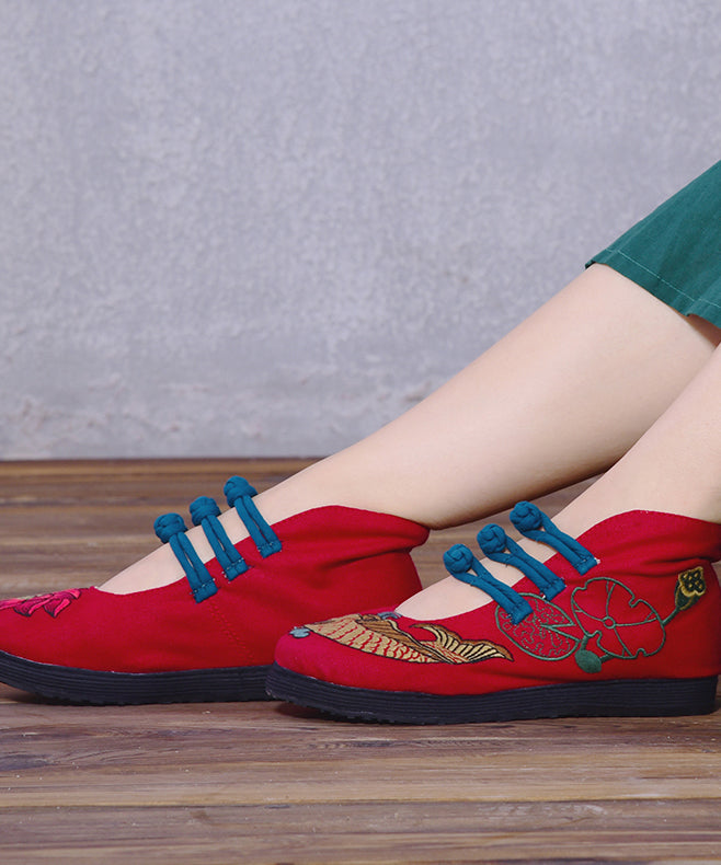 Elegantly Styled Shoes for Everyday Wear