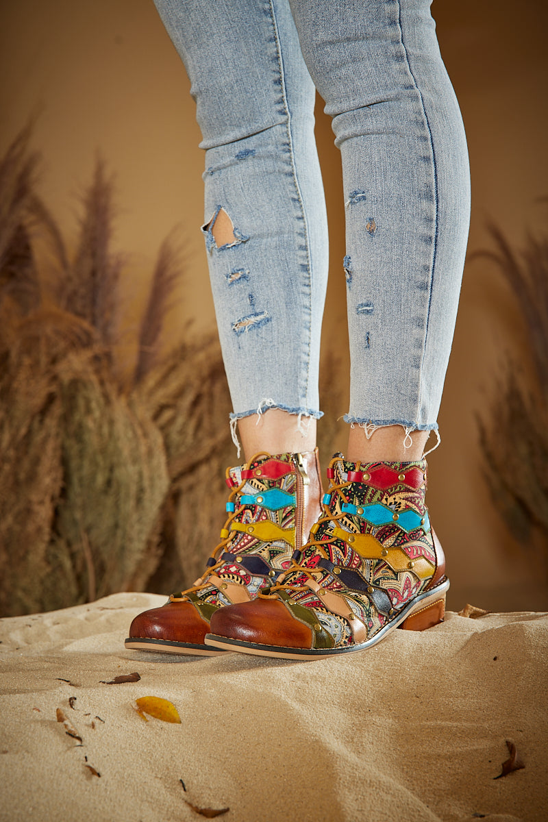 Well Tailored Boots with a Graceful Silhouette