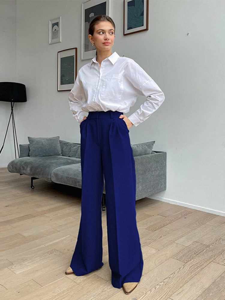 Effortlessly Elegant Pants with a Timeless Design