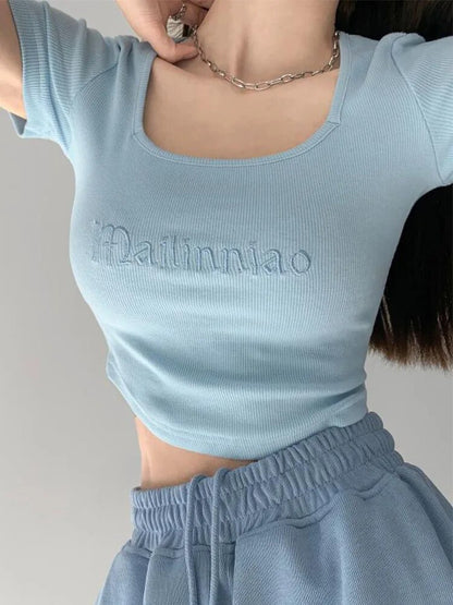 Well Tailored T-Shirt with a Graceful Silhouette