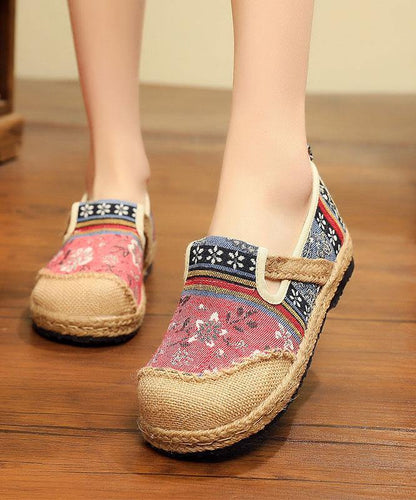 Classic Vintage Shoes with a Flattering Fit