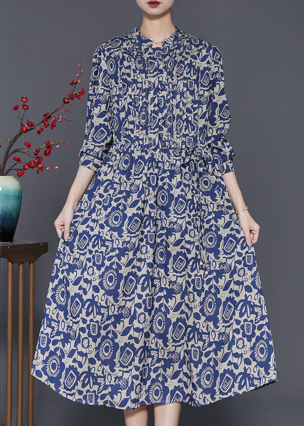 Sophisticated Dress with a Clean Classic Look