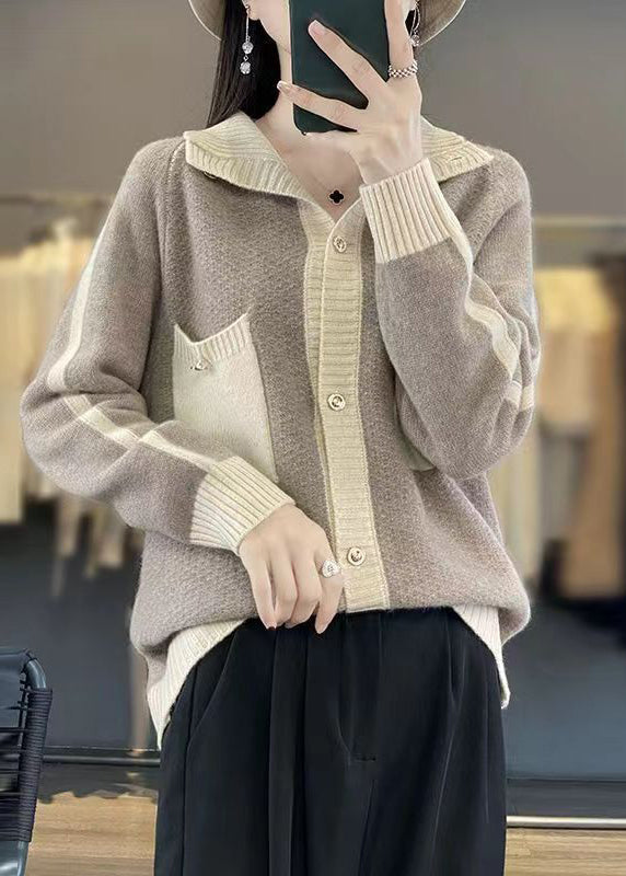 Sophisticated Coat with a Clean Classic Look