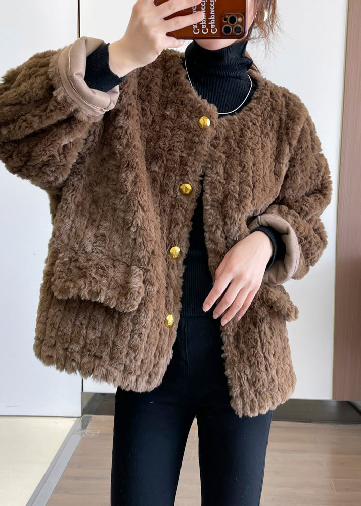 Polished Coat with an Effortless Classic Look