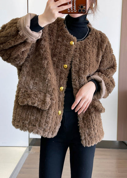 Polished Coat with an Effortless Classic Look